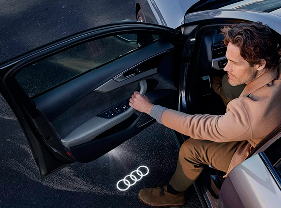 AUDI-4