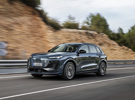 El coche premium ya no se mide solo por lo que se ve, sino por lo que se siente al conducirlo y, sobre todo, al interactuar con él